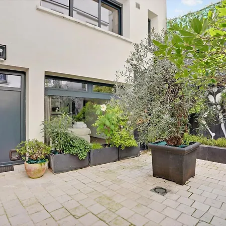 Maison Au Coeur De Montmartre